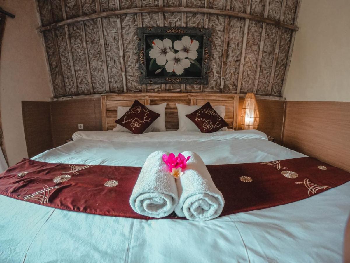 Penida Hills Hotel Batununggul Eksteriør billede