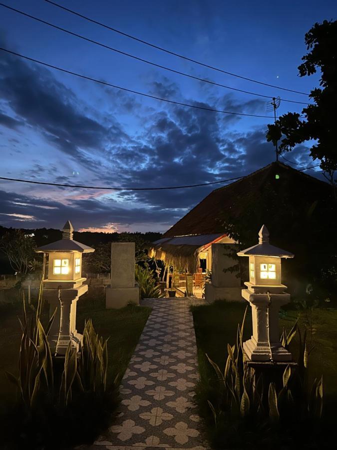 Penida Hills Hotel Batununggul Eksteriør billede