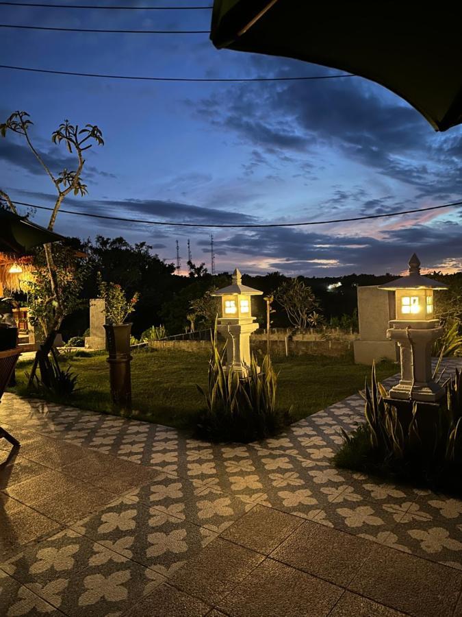 Penida Hills Hotel Batununggul Eksteriør billede