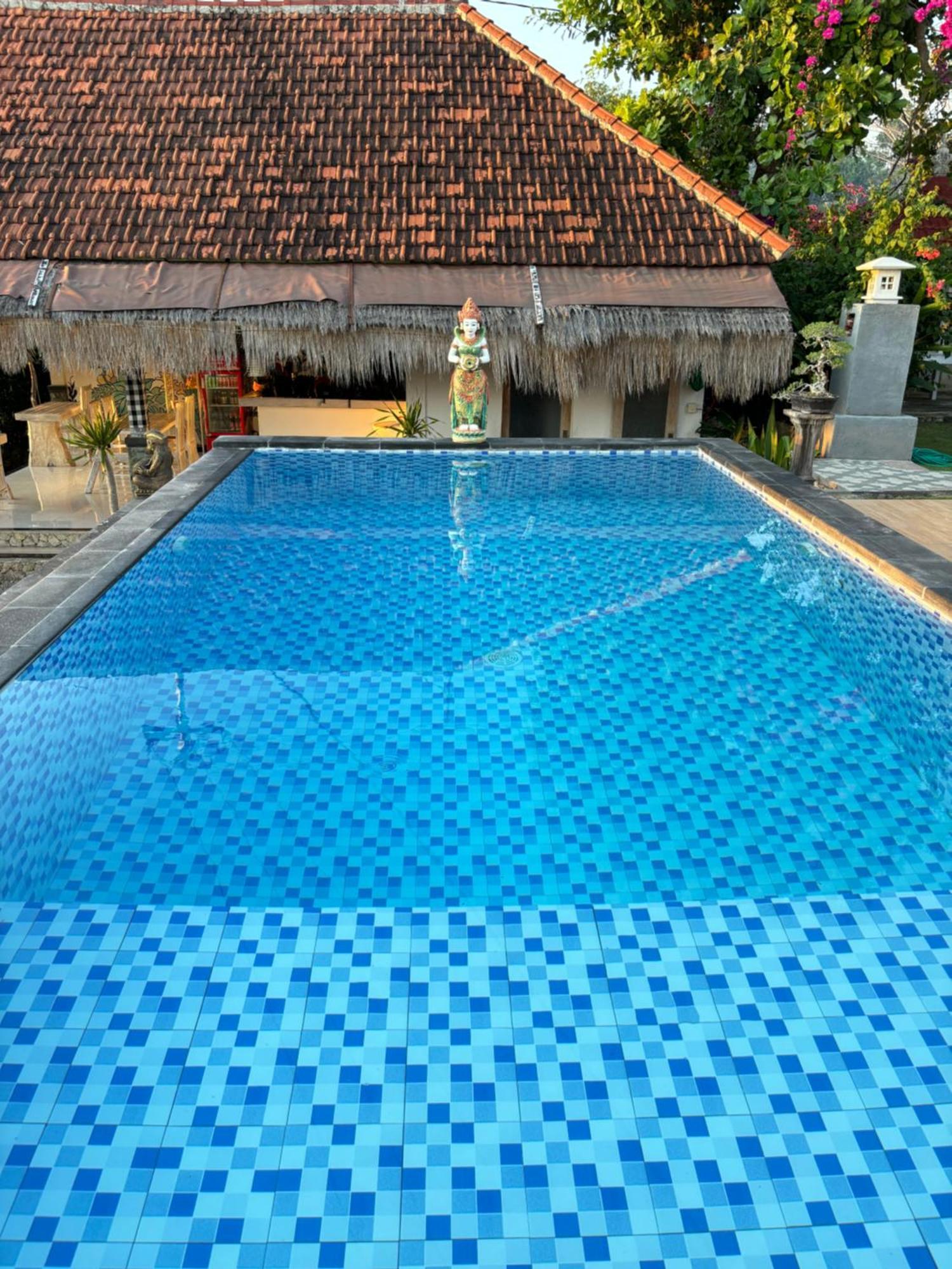 Penida Hills Hotel Batununggul Eksteriør billede